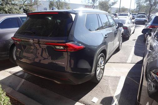 2024 Toyota Grand Highlander Platinum
