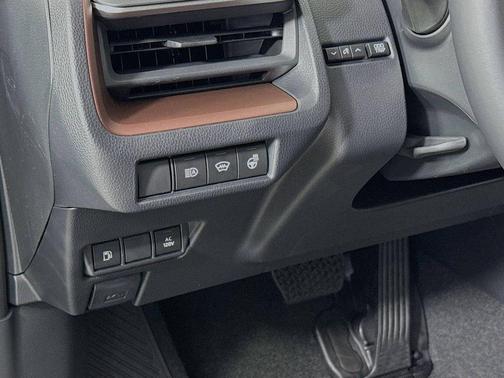 Midnight Black Metallic 2026 Toyota Prius Plug-In Hybrid SE