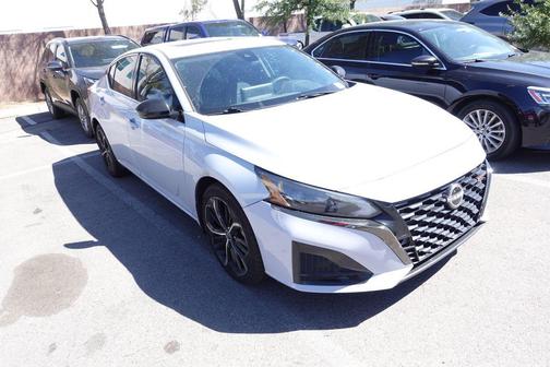 Gray Sky Pearl 2023 Nissan Altima SR Intelligent AWD