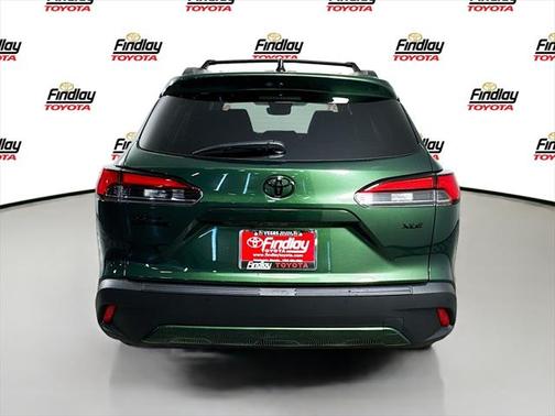 2025 Toyota Corolla Cross XLE