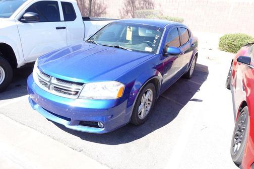 Blue Streak Pearlcoat 2013 Dodge Avenger SXT