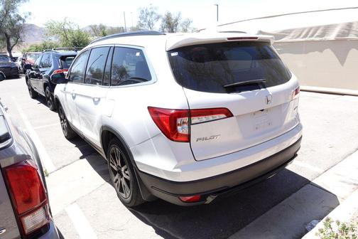 Platinum White Pearl 2022 Honda Pilot 2WD Special Edition