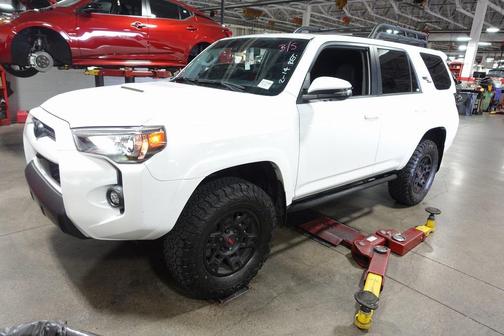2024 Toyota 4Runner TRD Off Road Premium