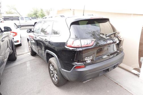 Diamond Black Crystal Pearlcoat 2021 Jeep Cherokee Latitude Lux