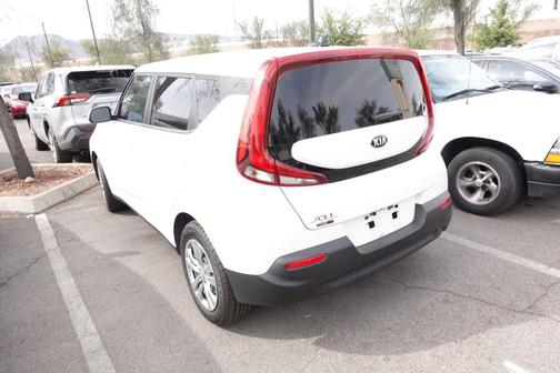 Snow White Pearl 2021 Kia Soul LX