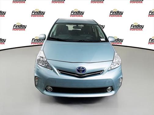 2014 Toyota Prius v Five