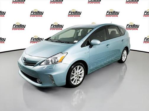 2014 Toyota Prius v Five