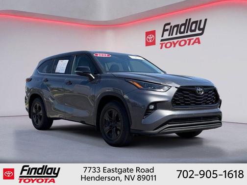 Magnetic Gray Metallic 2025 Toyota Highlander LE