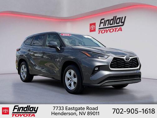 Magnetic Gray Metallic 2025 Toyota Highlander LE