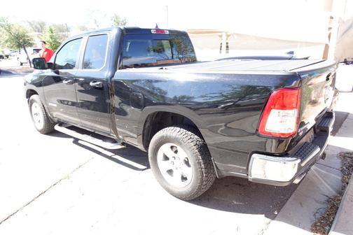 Diamond Black Crystal Pearlcoat 2020 RAM 1500 Big Horn/Lone Star