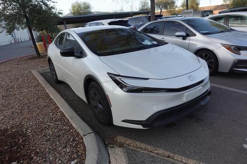 2023 Toyota Prius LE