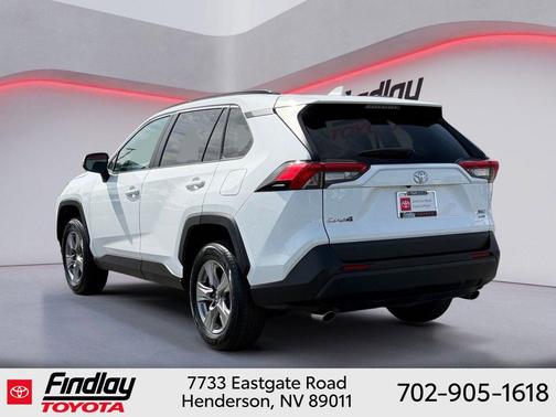 Ice Cap 2024 Toyota RAV4 XLE