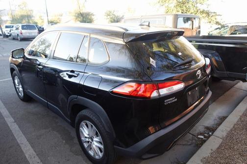 2022 Toyota Corolla Cross LE
