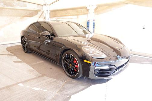 2019 Porsche Panamera GTS