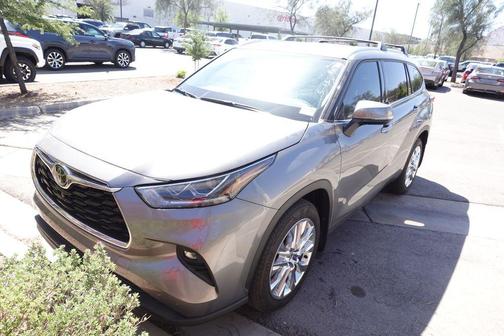 Heavy Metal 2025 Toyota Highlander Limited