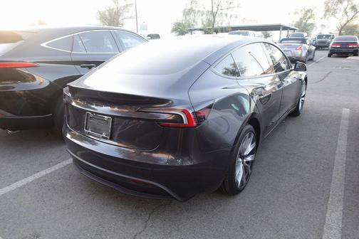 2025 Tesla Model 3 Long Range