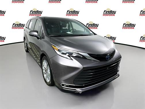 2021 Toyota Sienna Platinum 7 Passenger