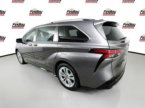 2021 Toyota Sienna Platinum 7 Passenger