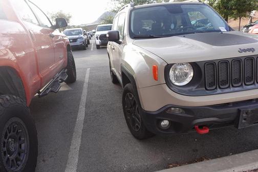 2016 Jeep Renegade Trailhawk