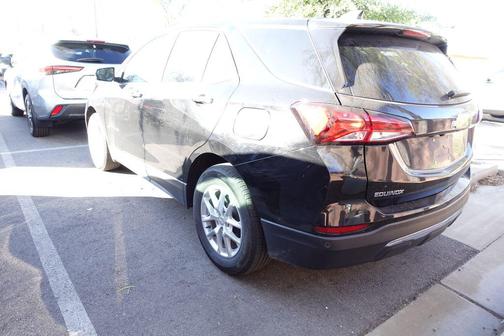 Mosaic Black Metallic 2024 Chevrolet Equinox 1LT