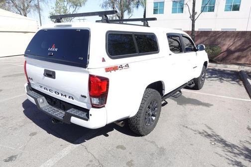 Ice Cap 2023 Toyota Tacoma SR5