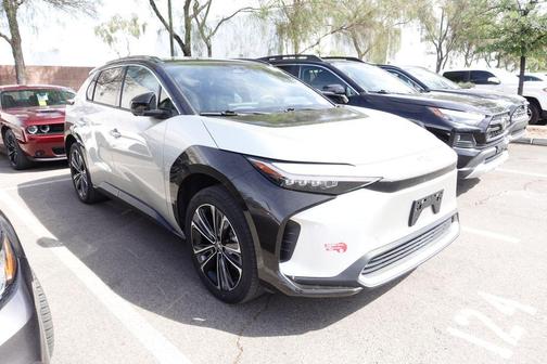 Elemental Silver Metallic w/Black Roof 2023 Toyota bZ4X Limited