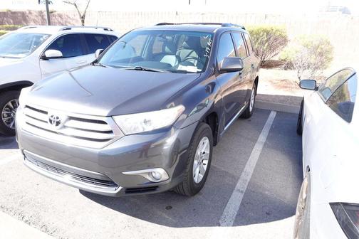 2013 Toyota Highlander SE