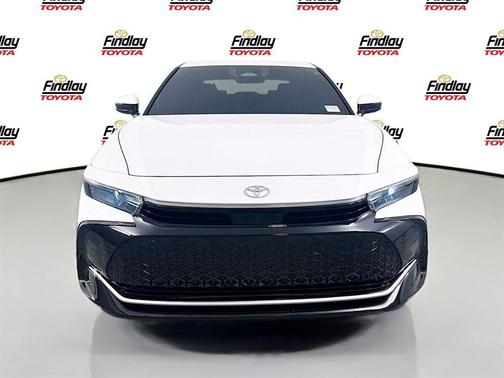Oxygen White 2024 Toyota Crown XLE