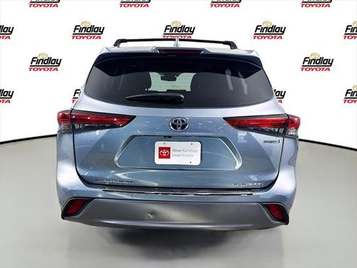 2020 Toyota Highlander Hybrid Platinum