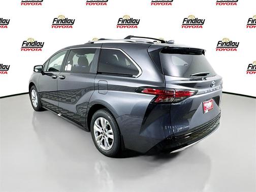 2025 Toyota Sienna Limited