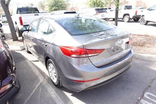 Machine Gray 2018 Hyundai ELANTRA SE