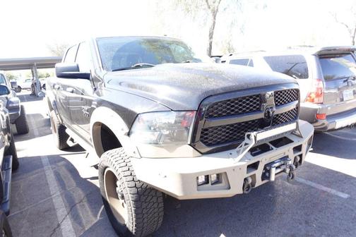 Brilliant Black Crystal Pearlcoat 2016 RAM 1500 Tradesman/Express