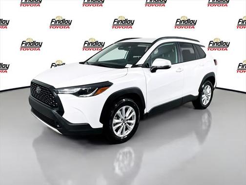 2024 Toyota Corolla Cross LE