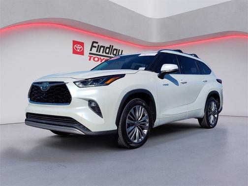 2021 Toyota Highlander Hybrid Platinum
