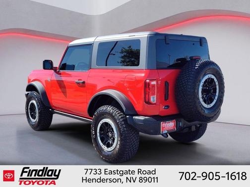 RACE RED 2023 Ford Bronco Black Diamond