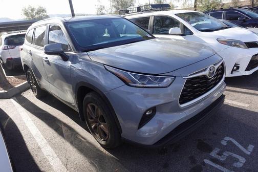 2023 Toyota Highlander Hybrid XLE