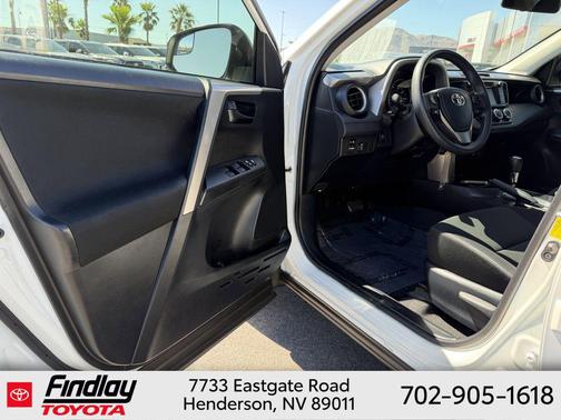Super White 2016 Toyota RAV4 LE