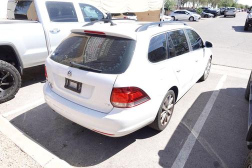 White 2014 Volkswagen Jetta SportWagen DSG TDI w/Sunroof