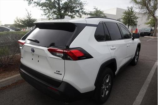 2023 Toyota RAV4 Hybrid LE