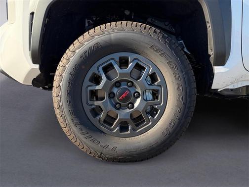 2025 Toyota Tacoma TRD PreRunner