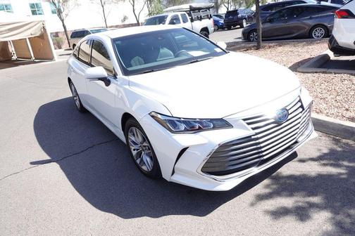 Wind Chill Pearl 2022 Toyota Avalon Hybrid XLE Plus