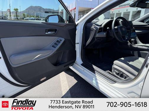 Wind Chill Pearl 2022 Toyota Avalon Hybrid XLE Plus