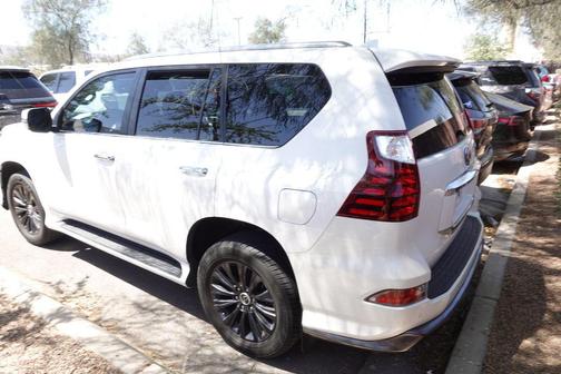 Starfire Pearl 2022 Lexus GX 460 Premium