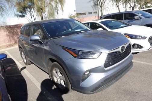 2023 Toyota Highlander LE