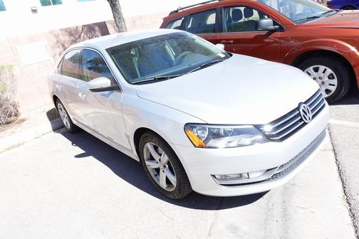 2015 Volkswagen Passat 1.8T Limited Edition