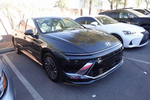 2024 Hyundai SONATA Hybrid Limited