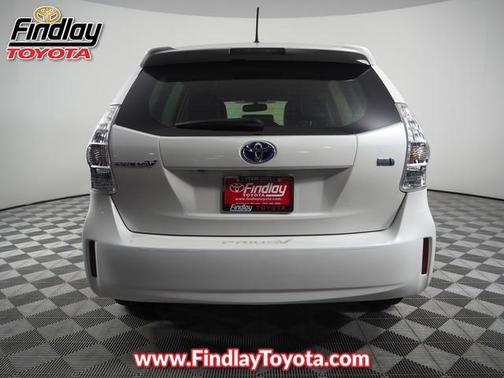 Blizzard Pearl 2013 Toyota Prius v Five