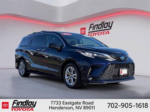2022 Toyota Sienna XSE 7 Passenger