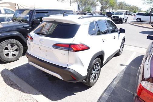 Wind Chill Pearl 2025 Toyota Corolla Cross XLE