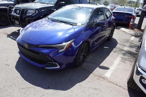 Blue Crush Metallic/Midnight Black Metallic 2024 Toyota Corolla XSE